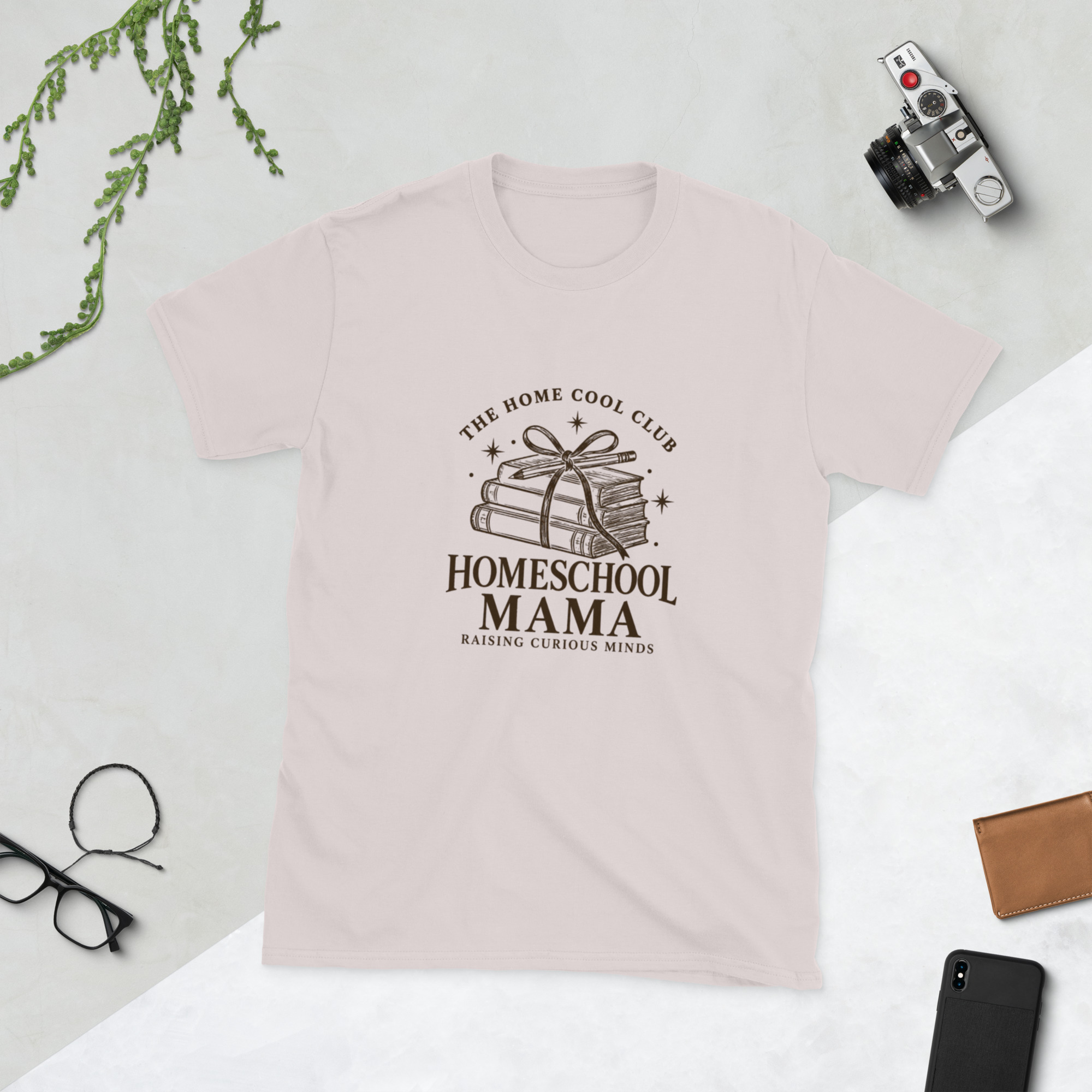 Camiseta Homeschool para Mamá, Educadora en Casa, "Criando Mentes Curiosas", Gris Claro 2 Camiseta Homeschool para Mamá, Educadora en Casa, "Criando Mentes Curiosas", Gris Claro - Imagen 2